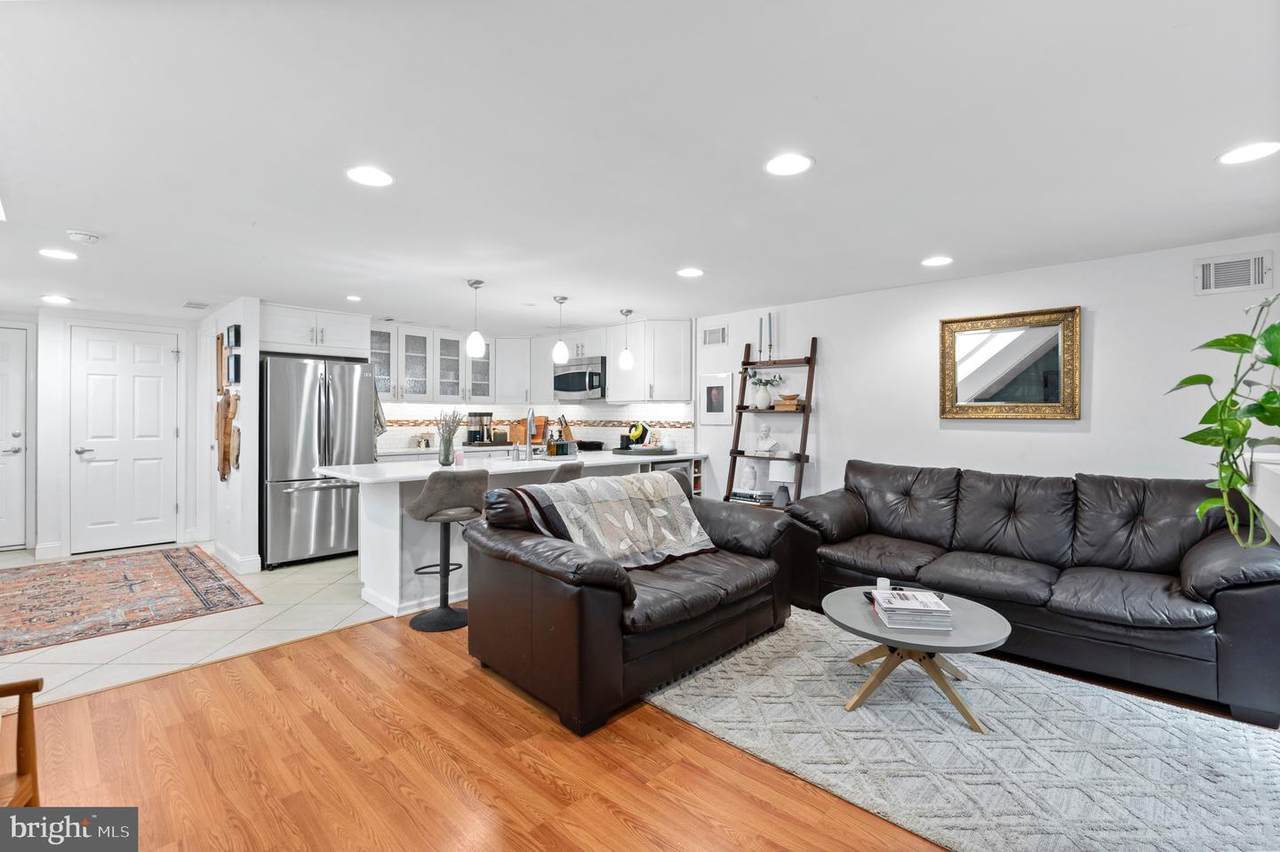 1914 Fairmount Avenue - Photo 1