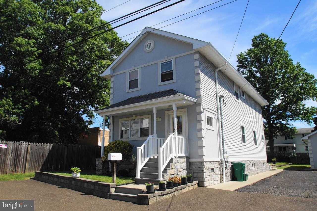 4919 Hazel Avenue - Photo 1