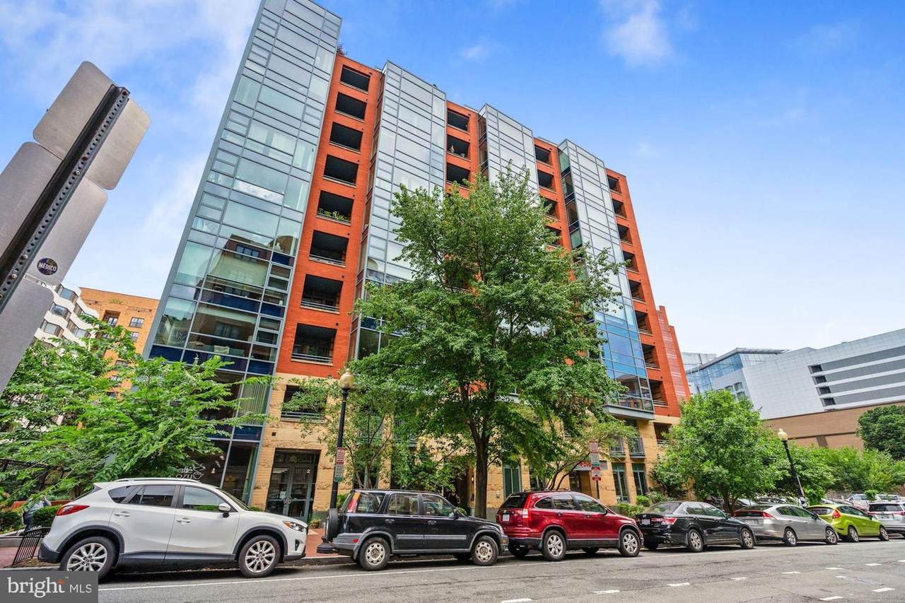 1117 10TH Street - Photo 1