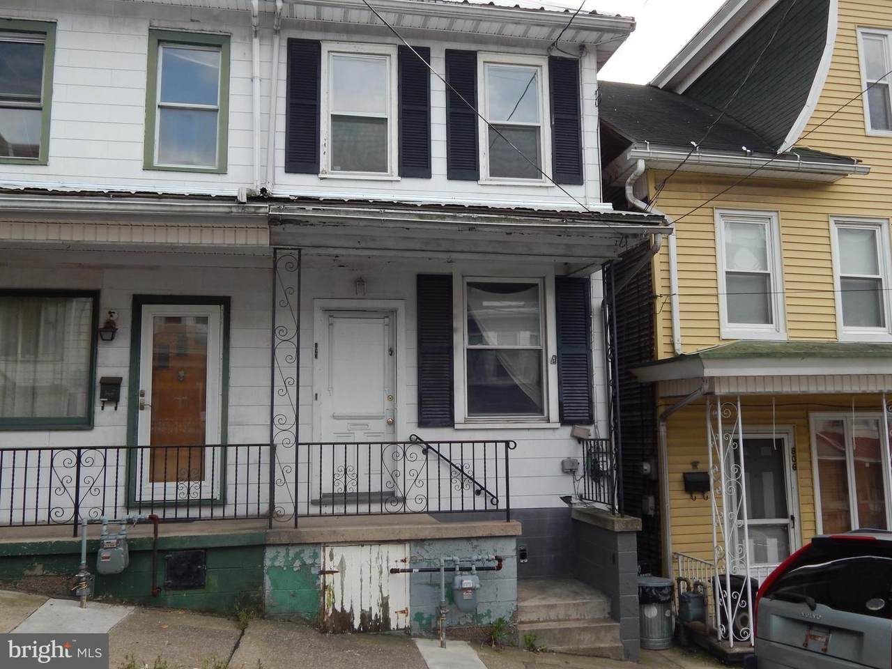 808 Dewart Street - Photo 1