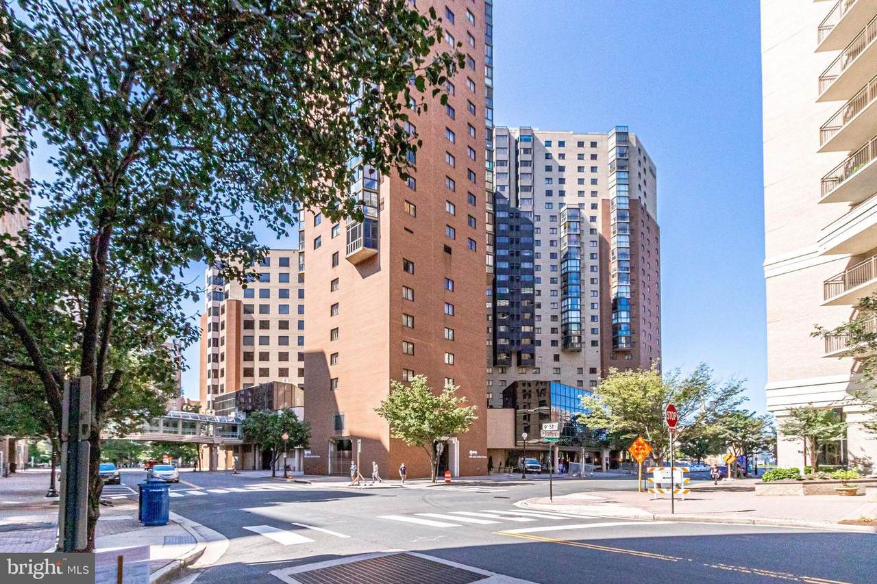 900 Stafford Street - Photo 1