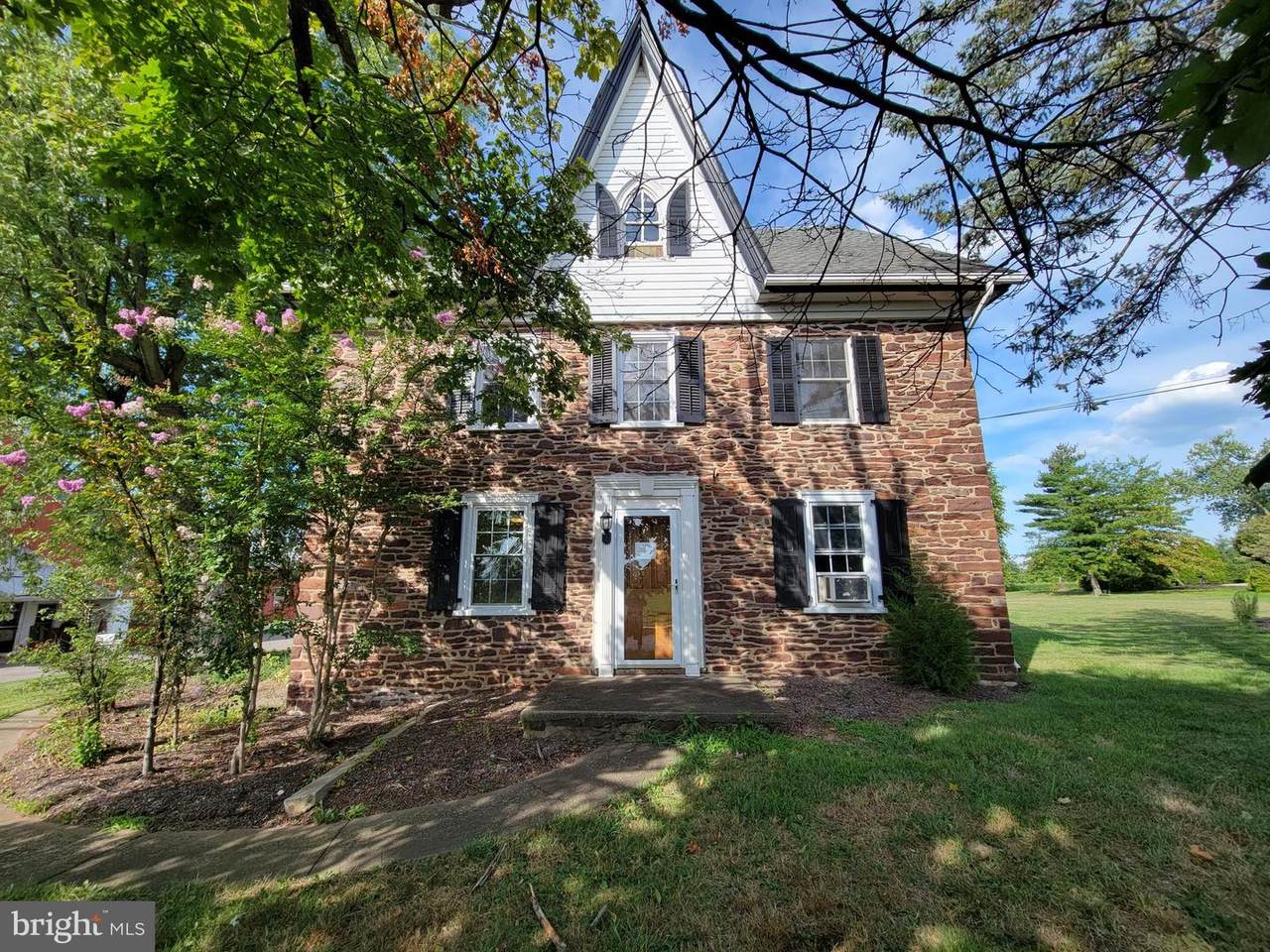 183 Main Street - Photo 1