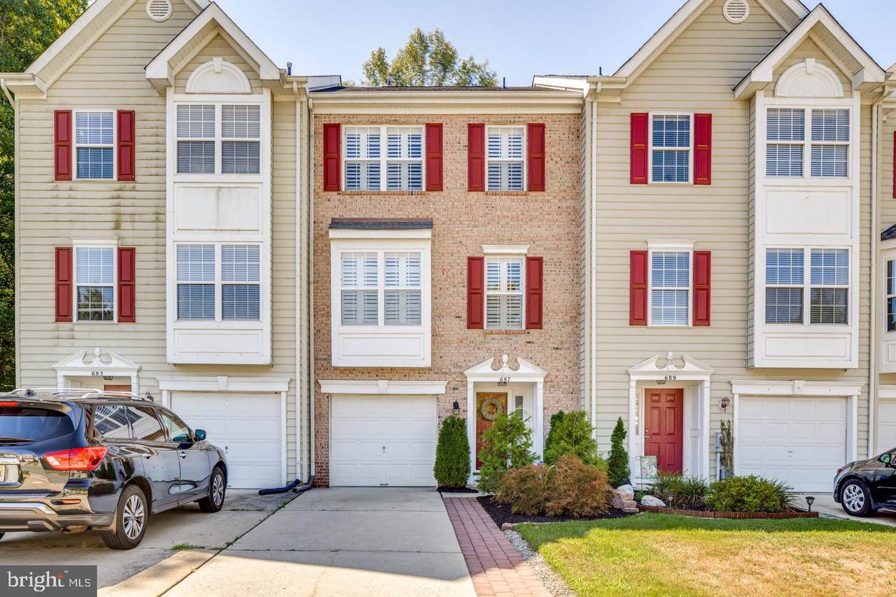 687 Barton Run Boulevard - Photo 1