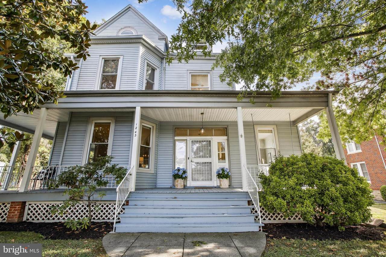 1243 Monroe Street - Photo 1