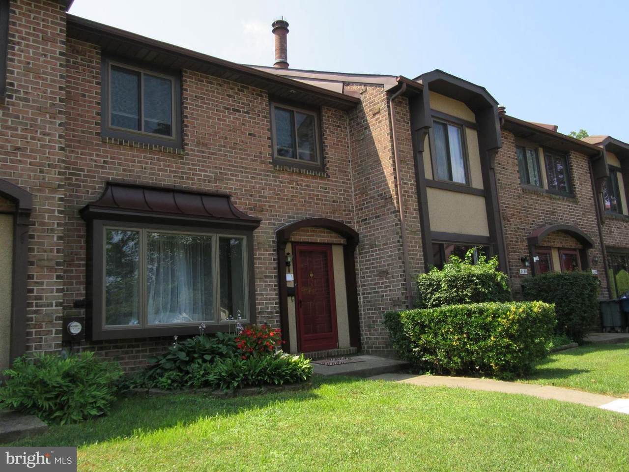 3141 Sheffield Place - Photo 1