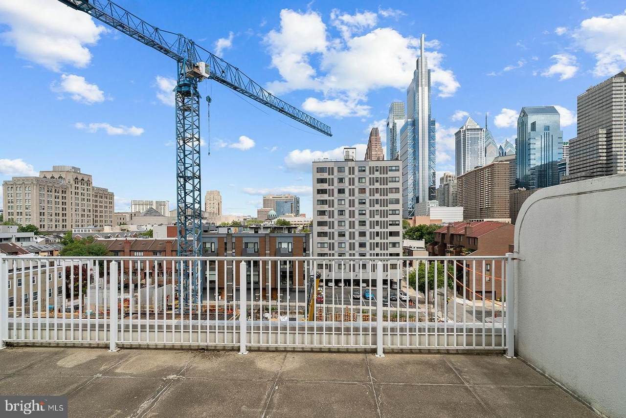 2301 Cherry Street - Photo 1