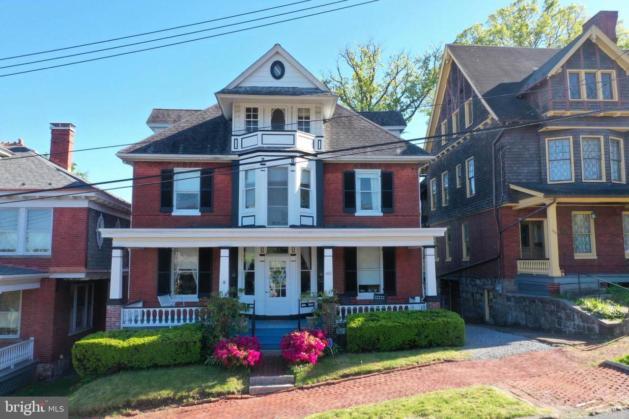 602 Washington Street - Photo 1