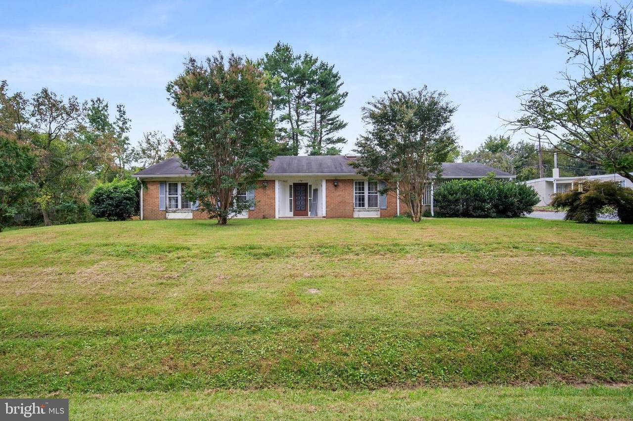 905 Mcneil Lane - Photo 1