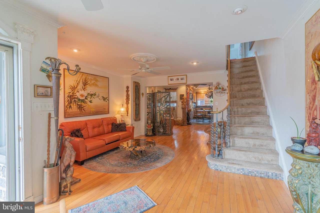 2818 7TH Street - Photo 1