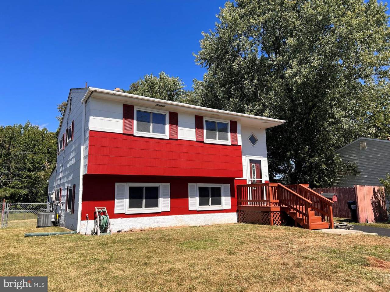 19 Dunsinane Drive - Photo 1