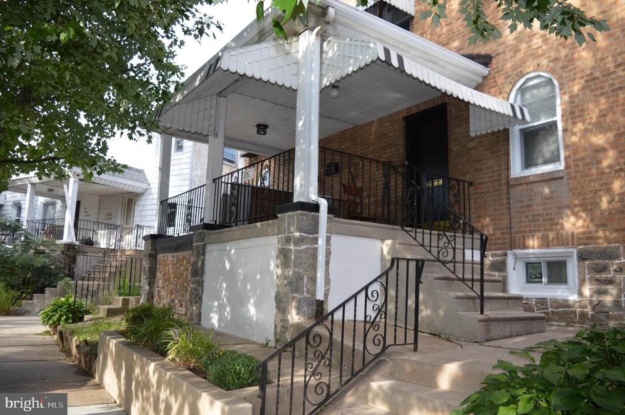 1041 Edgemore Road - Photo 1