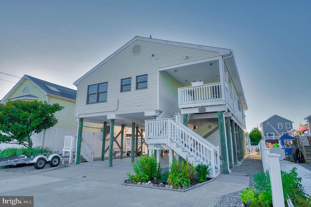 98 Dolphin Road - Photo 1