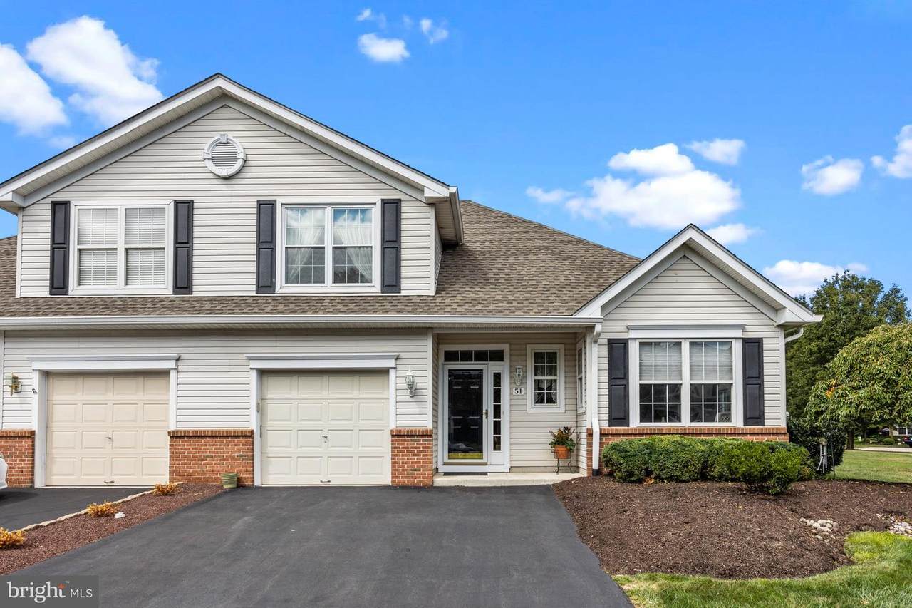 51 Black Eyed Susan Road - Photo 1
