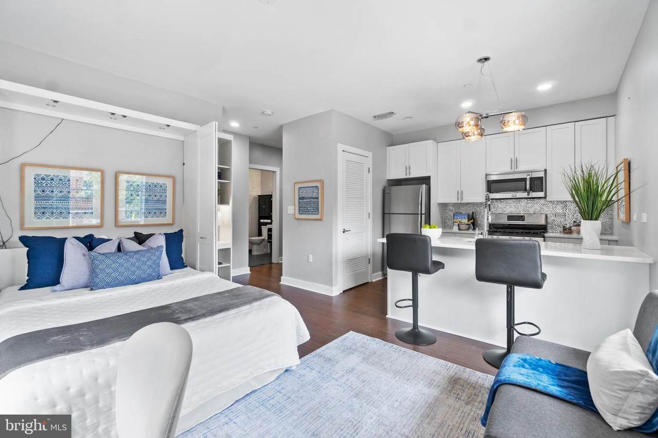 401 15TH Street - Photo 1