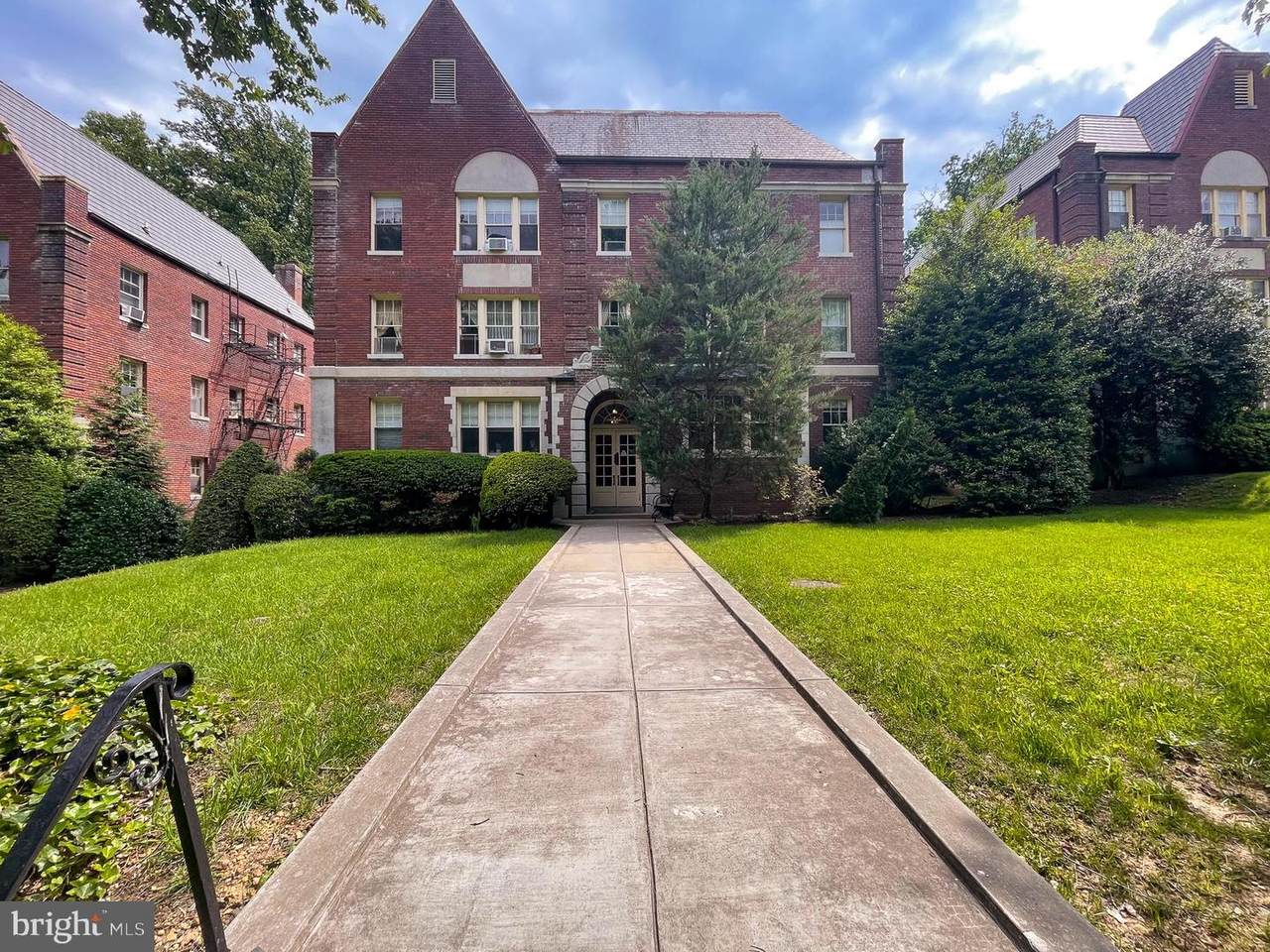 3024 Porter Street - Photo 1