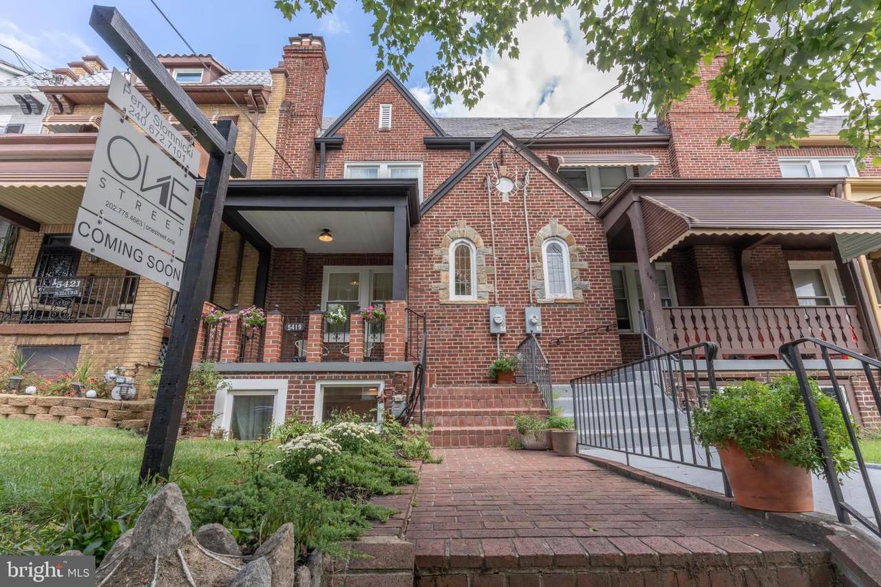5419 4TH Street - Photo 1