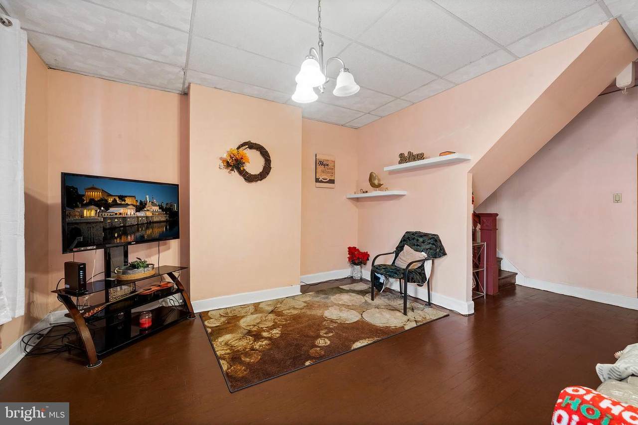 3303 G Street - Photo 1