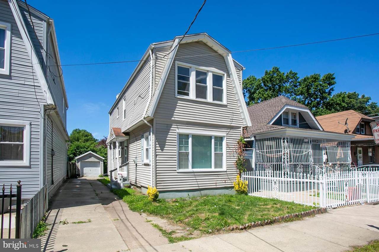 1035 Lois Avenue - Photo 1