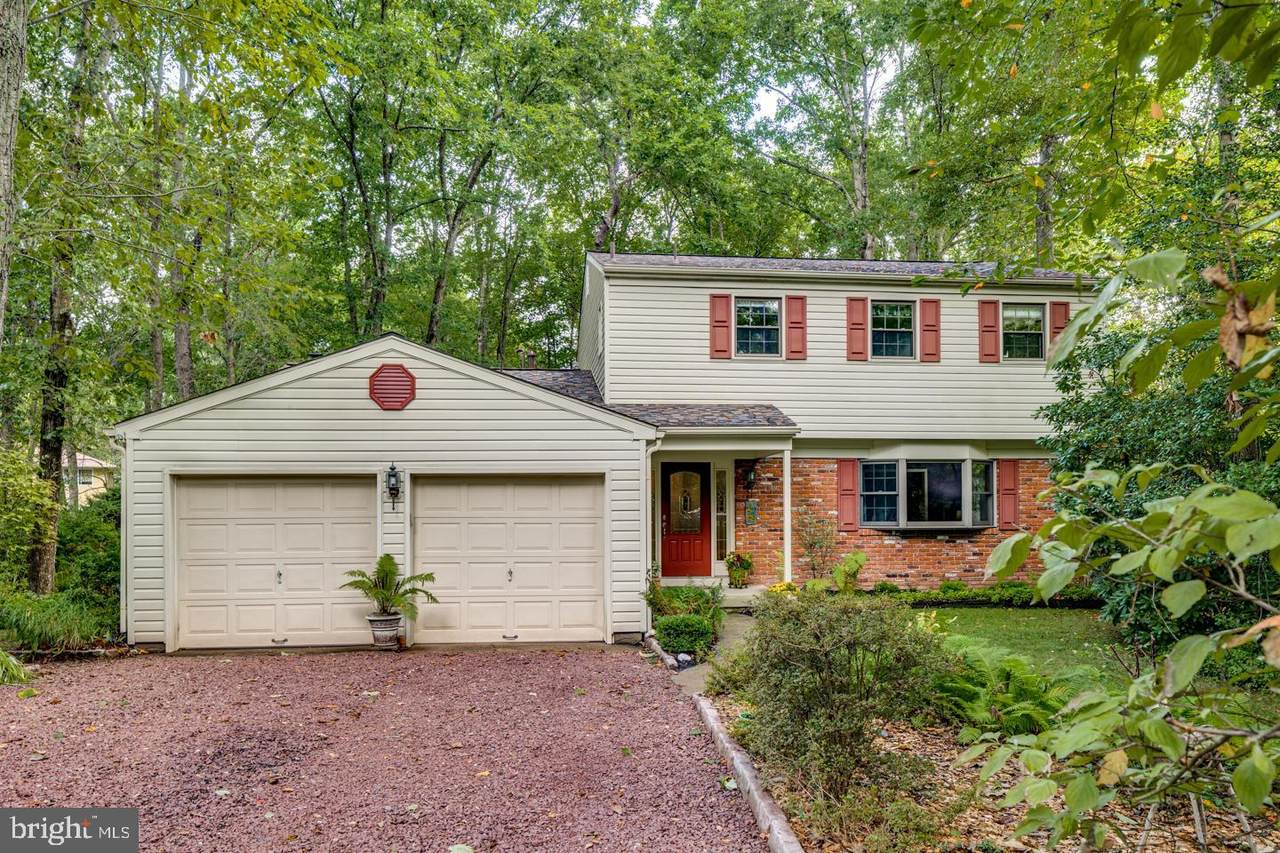 11 Foxwood Lane - Photo 1