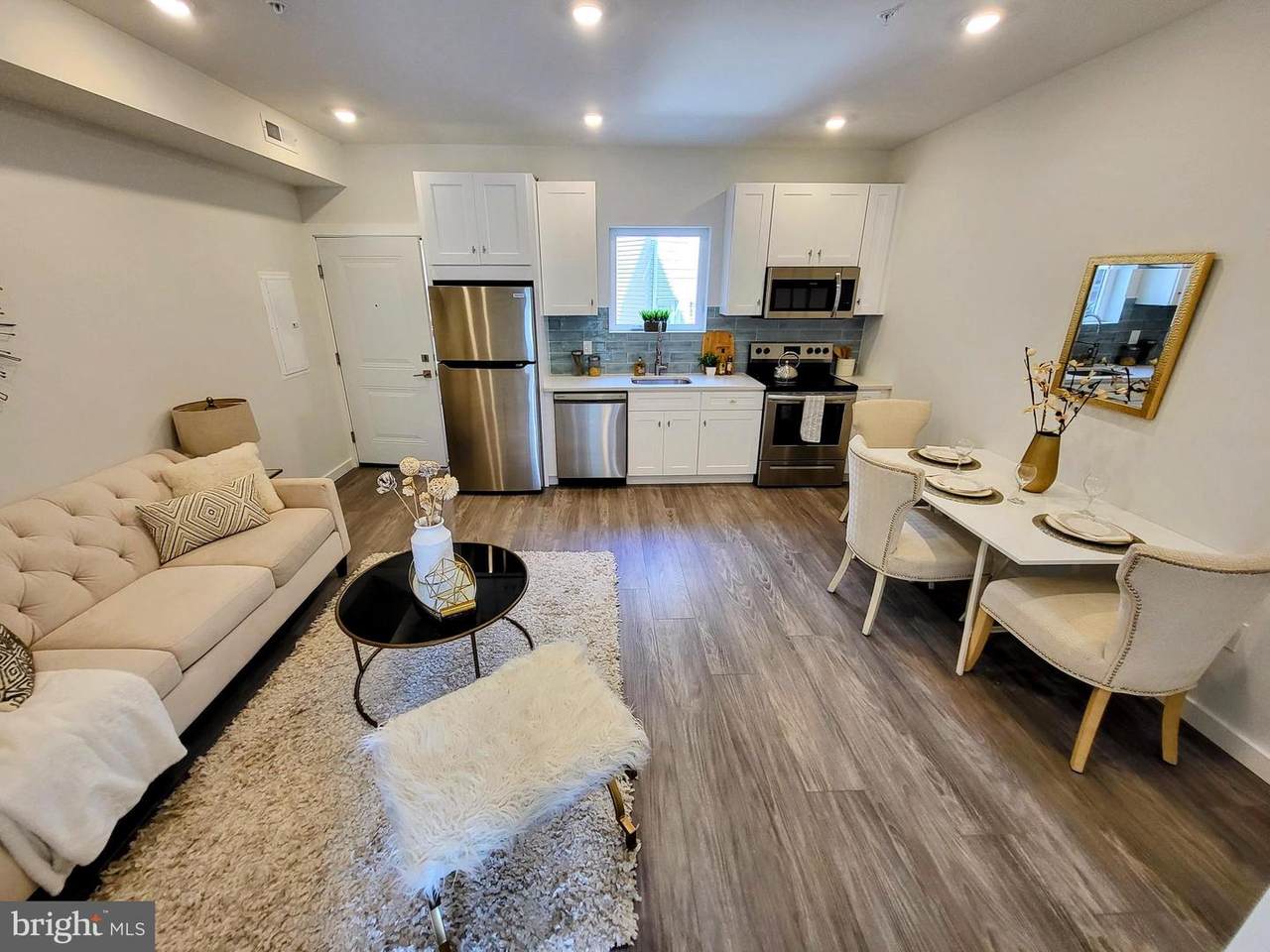 1617-19 Ridge Avenue - Photo 1