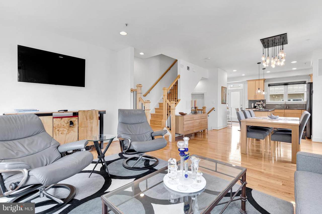3051 Chancellors Way - Photo 1