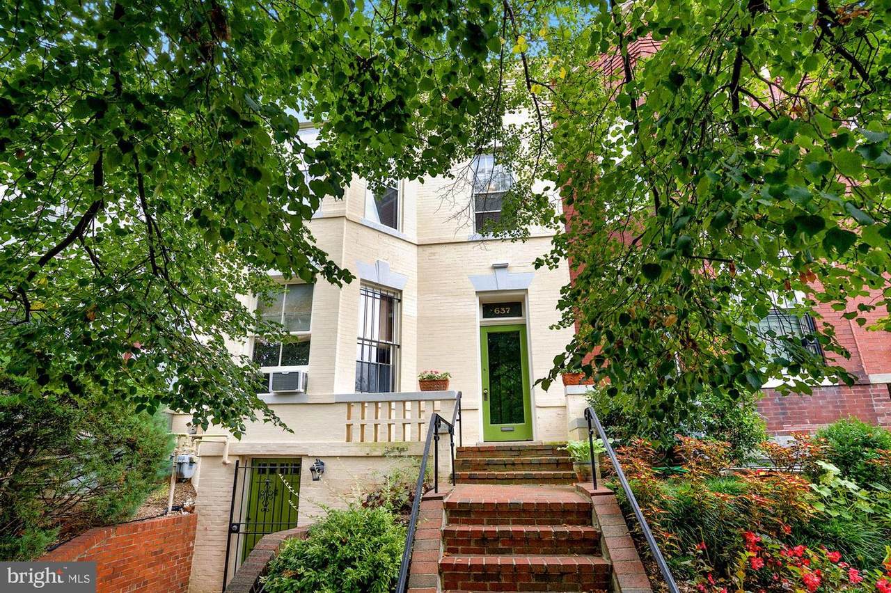 637 D Street - Photo 1