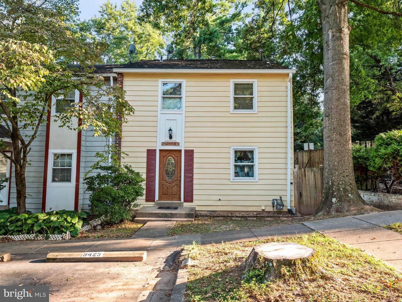 9425 Fairleigh Court - Photo 1