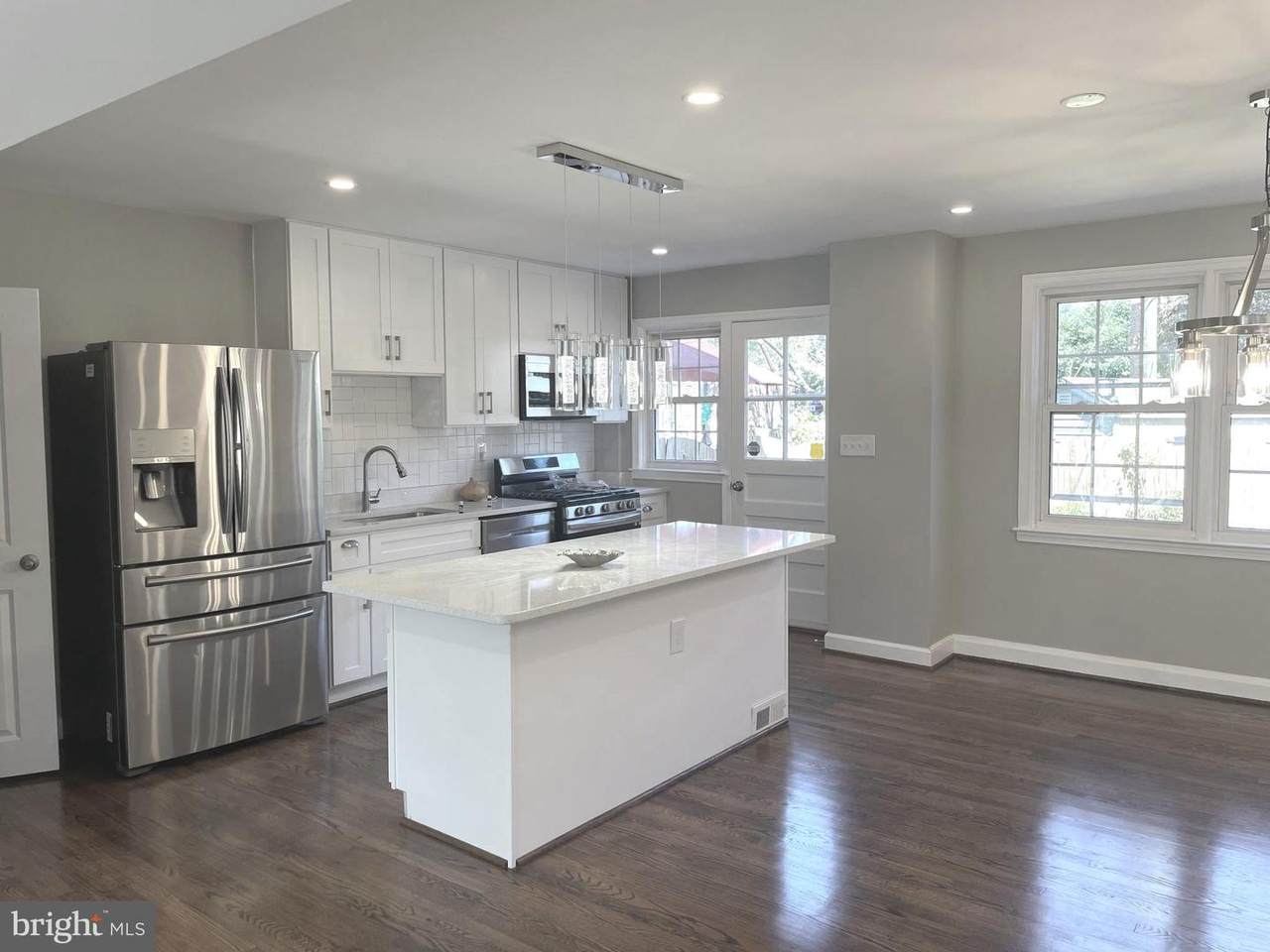 7041 Heathfield Road - Photo 1
