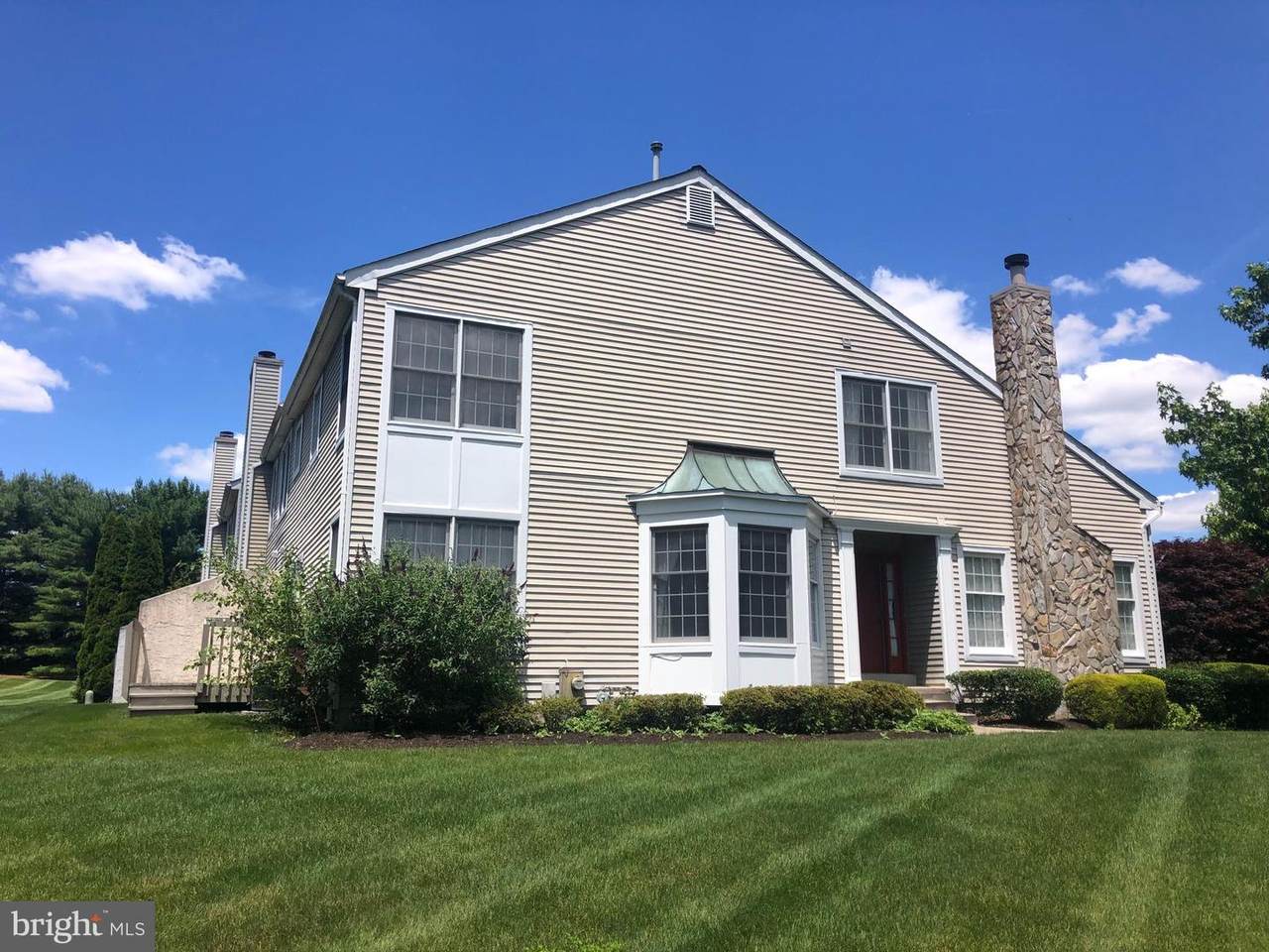 701 Eagle Lane - Photo 1