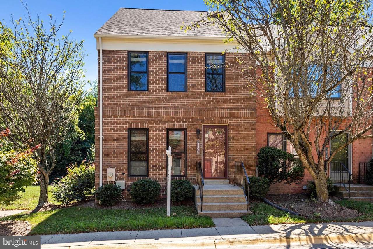 5100 King Charles Way - Photo 1
