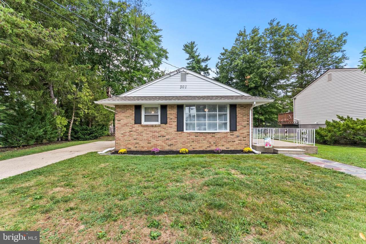 301 Oakland Avenue - Photo 1