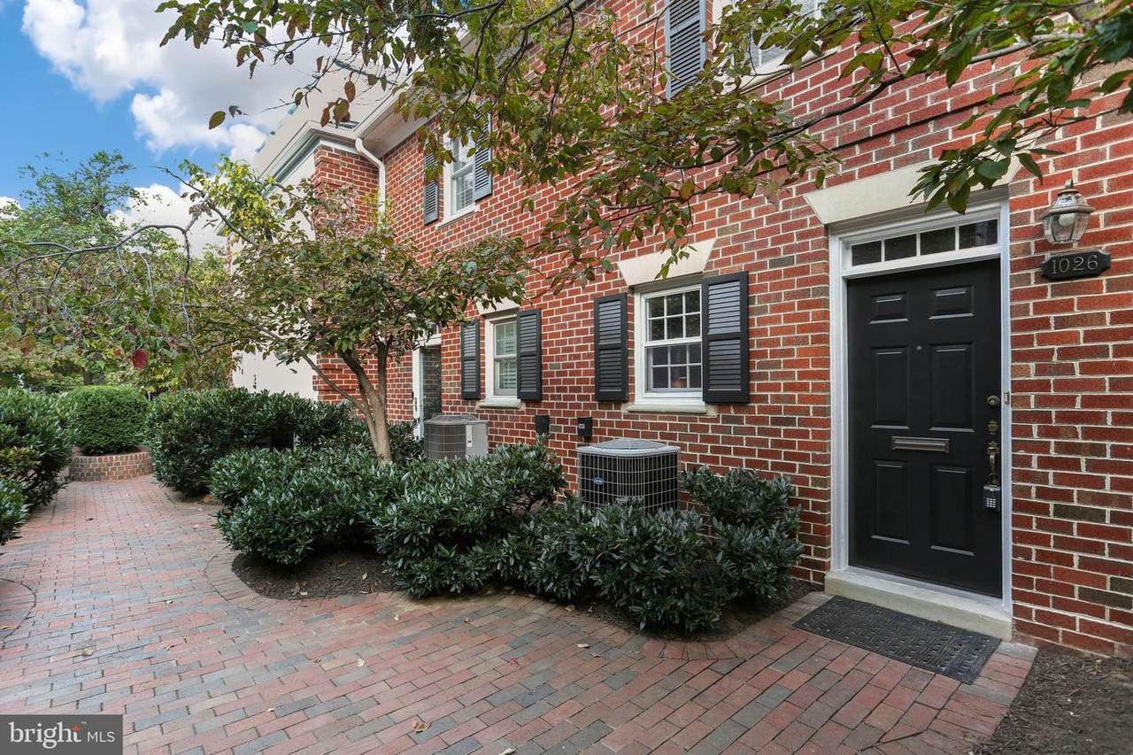 1026 Royal Street - Photo 1