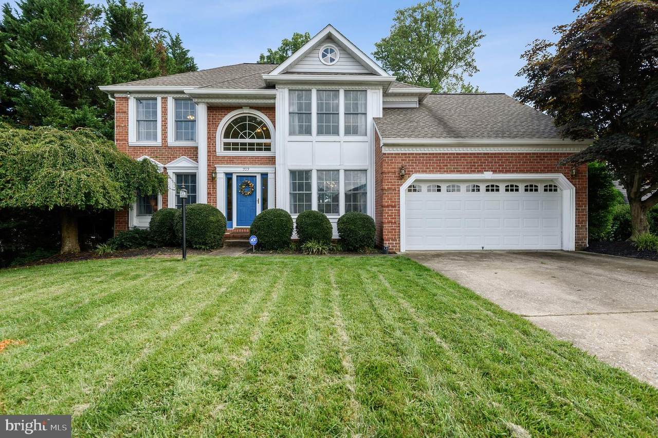 203 Bigmount Court - Photo 1