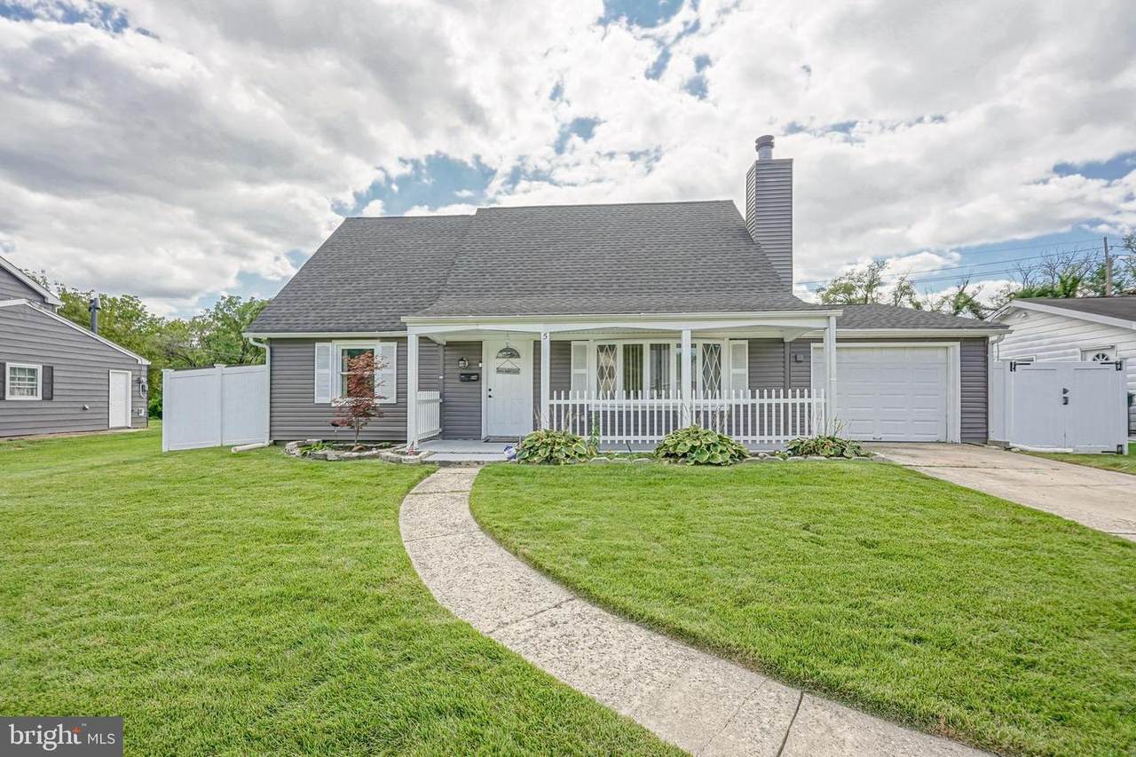 5 Manor Lane - Photo 1