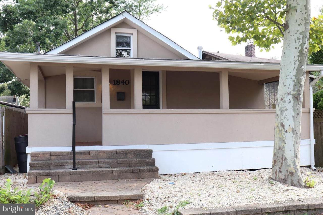 1840 Briarwood Terrace - Photo 1