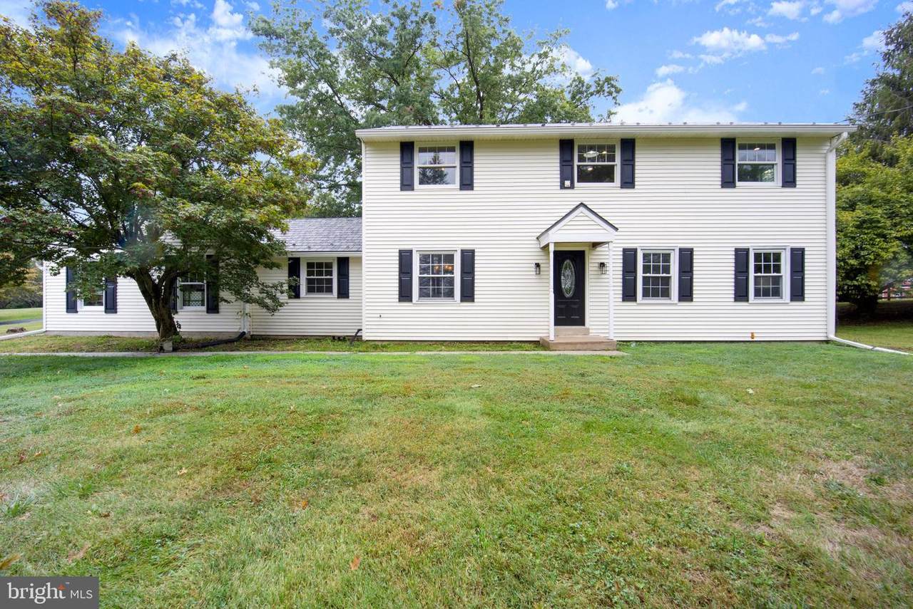1756 Conestoga Road - Photo 1