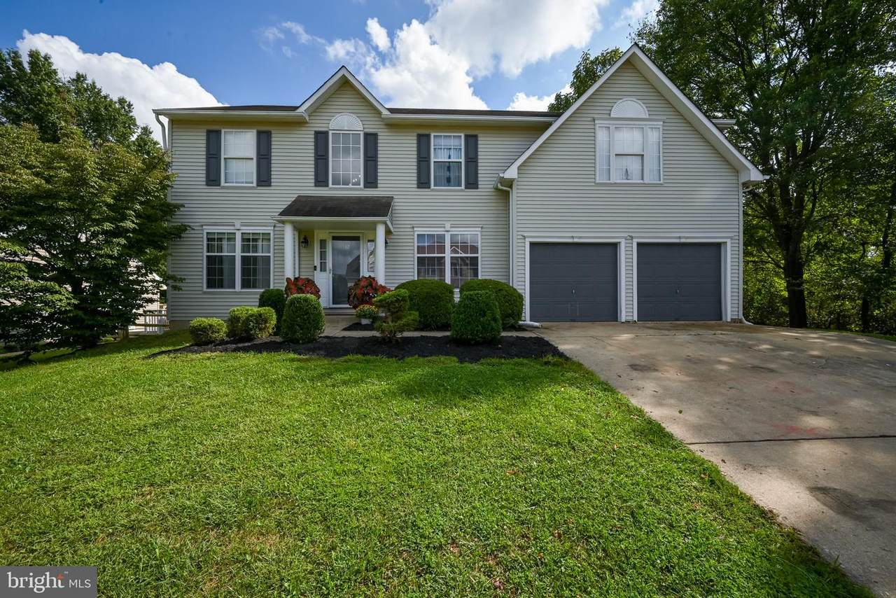 17 Moyer Drive - Photo 1