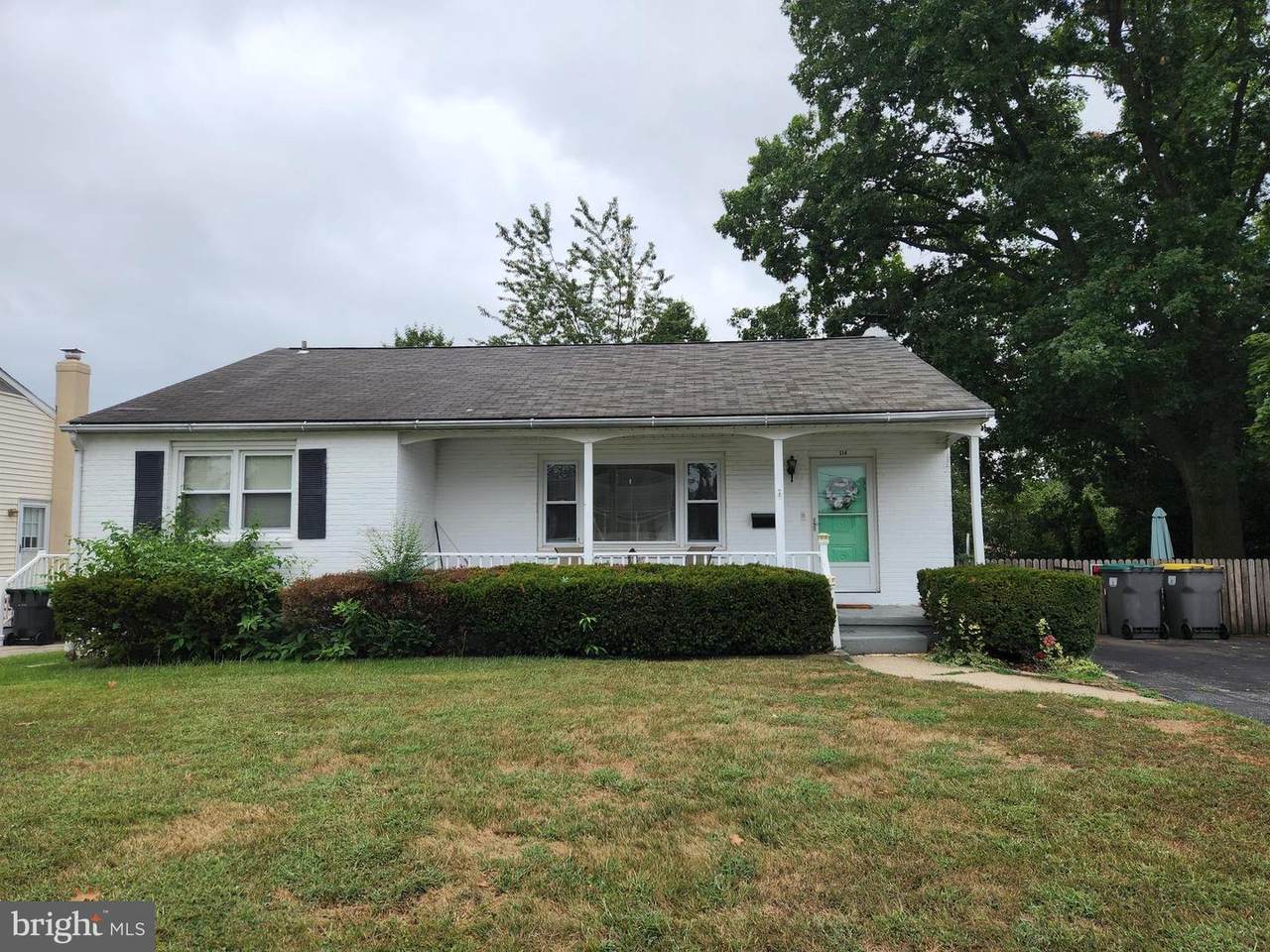 114 Dillwyn Road - Photo 1