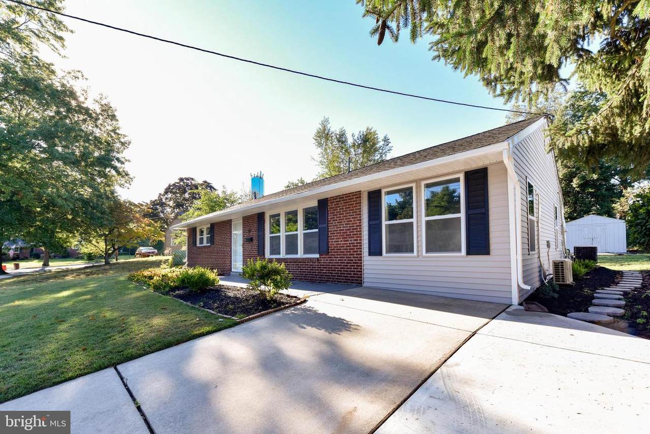 111 Buckner Avenue - Photo 1