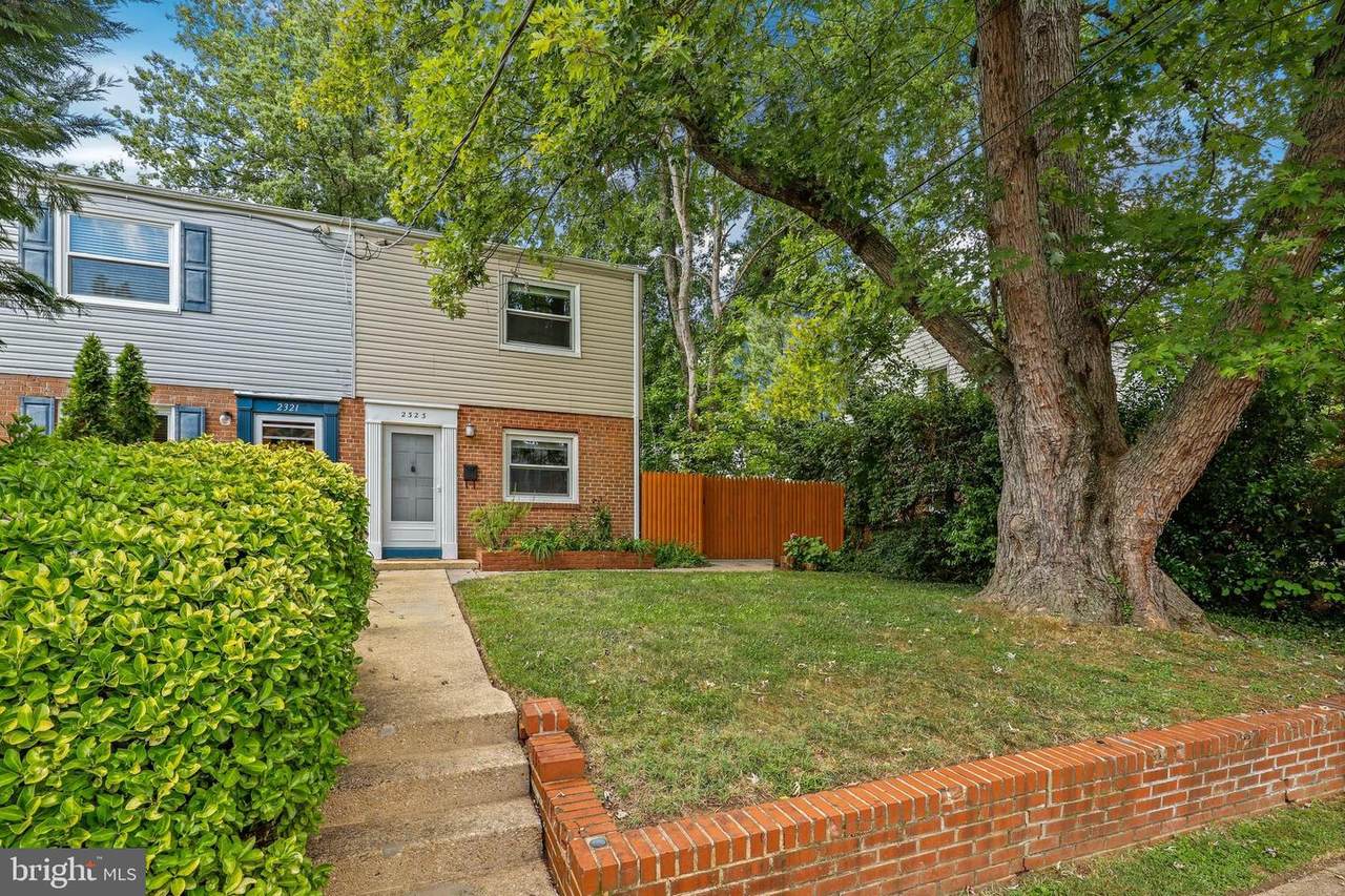 2323 Glendale Terrace - Photo 1