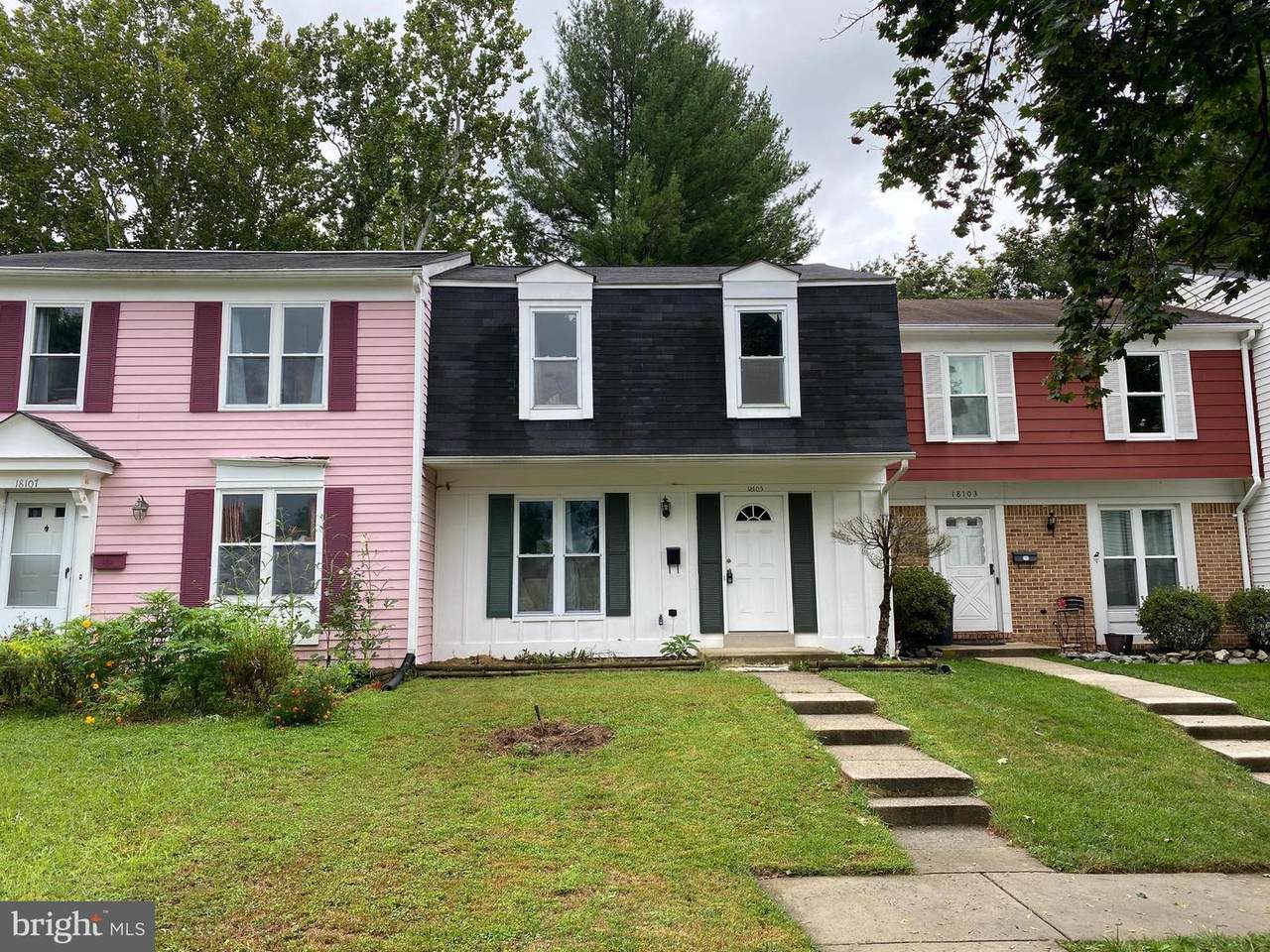 18105 Kitchen House Court - Photo 1