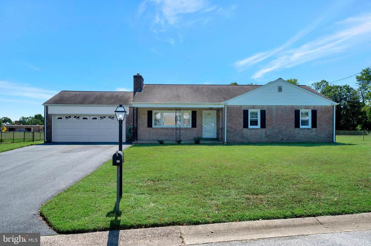 35 Oaknoll Road - Photo 1
