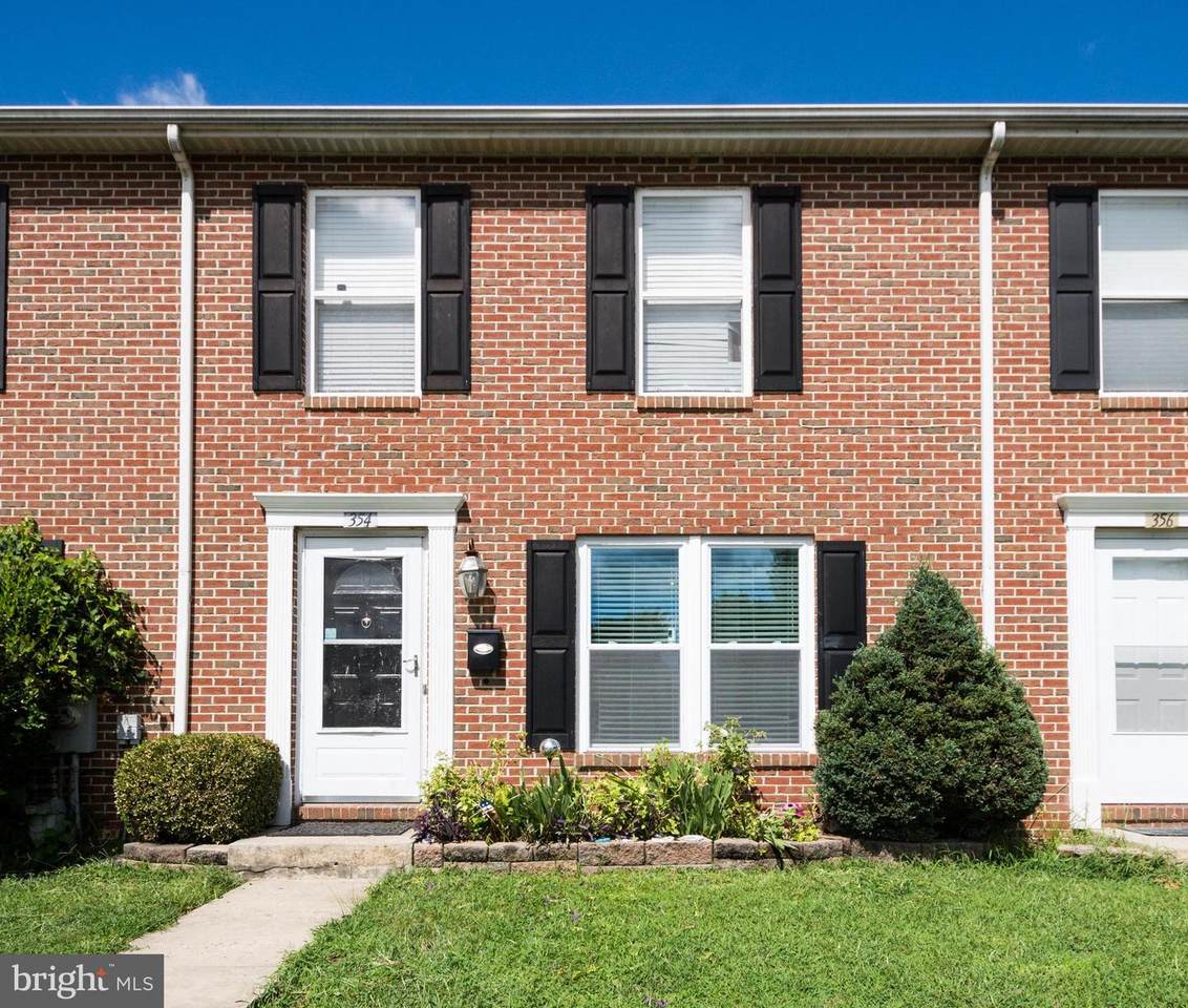 354 Center Deen Avenue - Photo 1