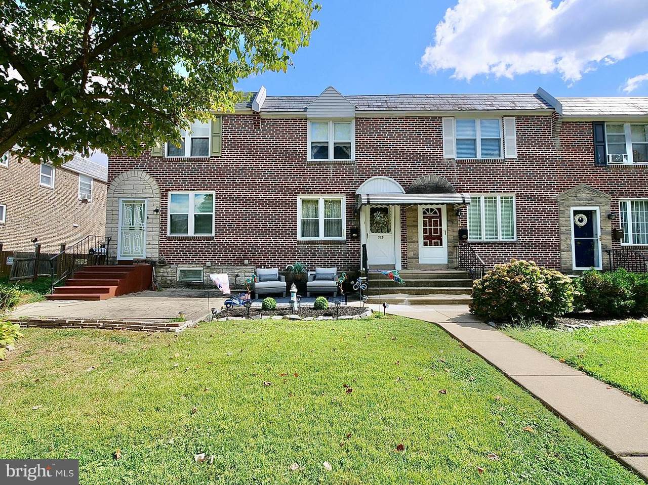 328 Rively Avenue - Photo 1
