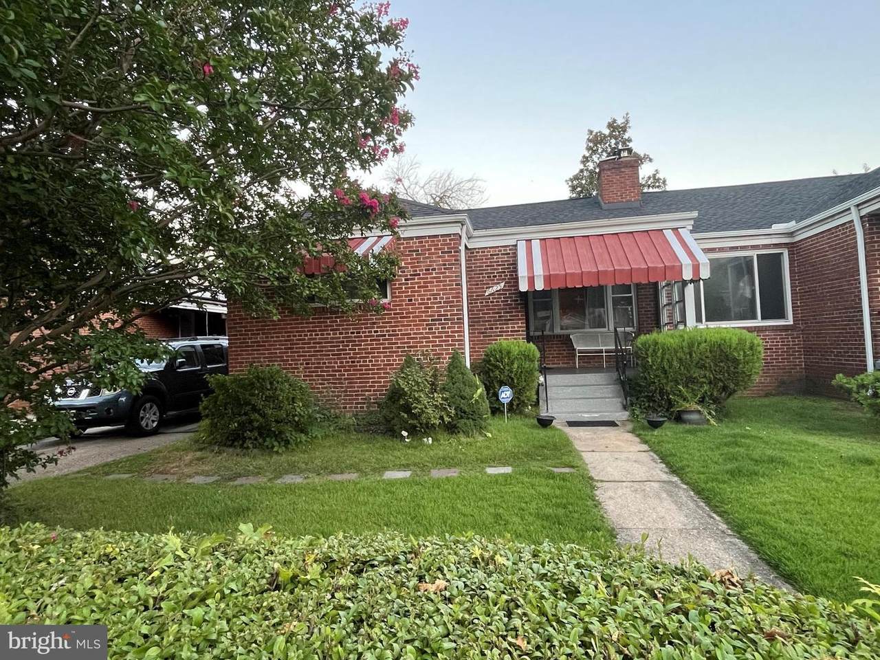 6625 23RD Avenue - Photo 1