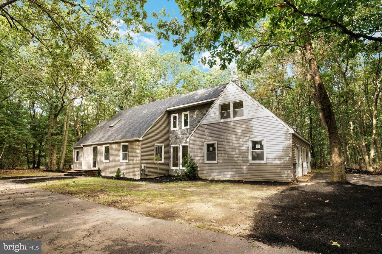 14 Pinecrest Drive - Photo 1