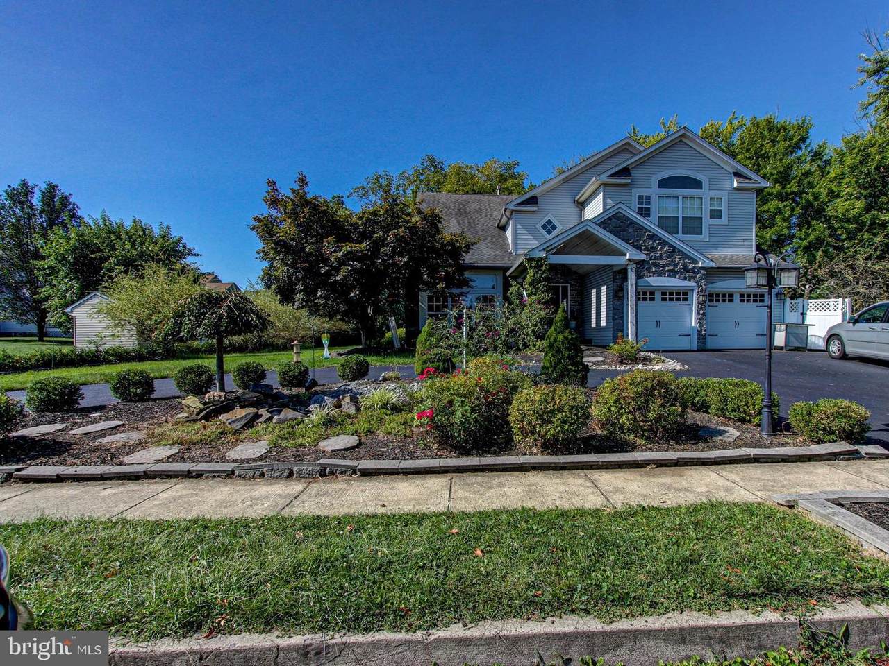 2241 Forest Glen Drive - Photo 1