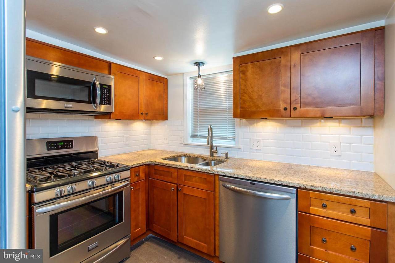 2218 Oakdale Street - Photo 1