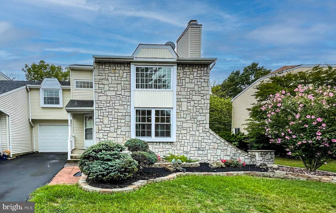 43 Allison Road - Photo 1