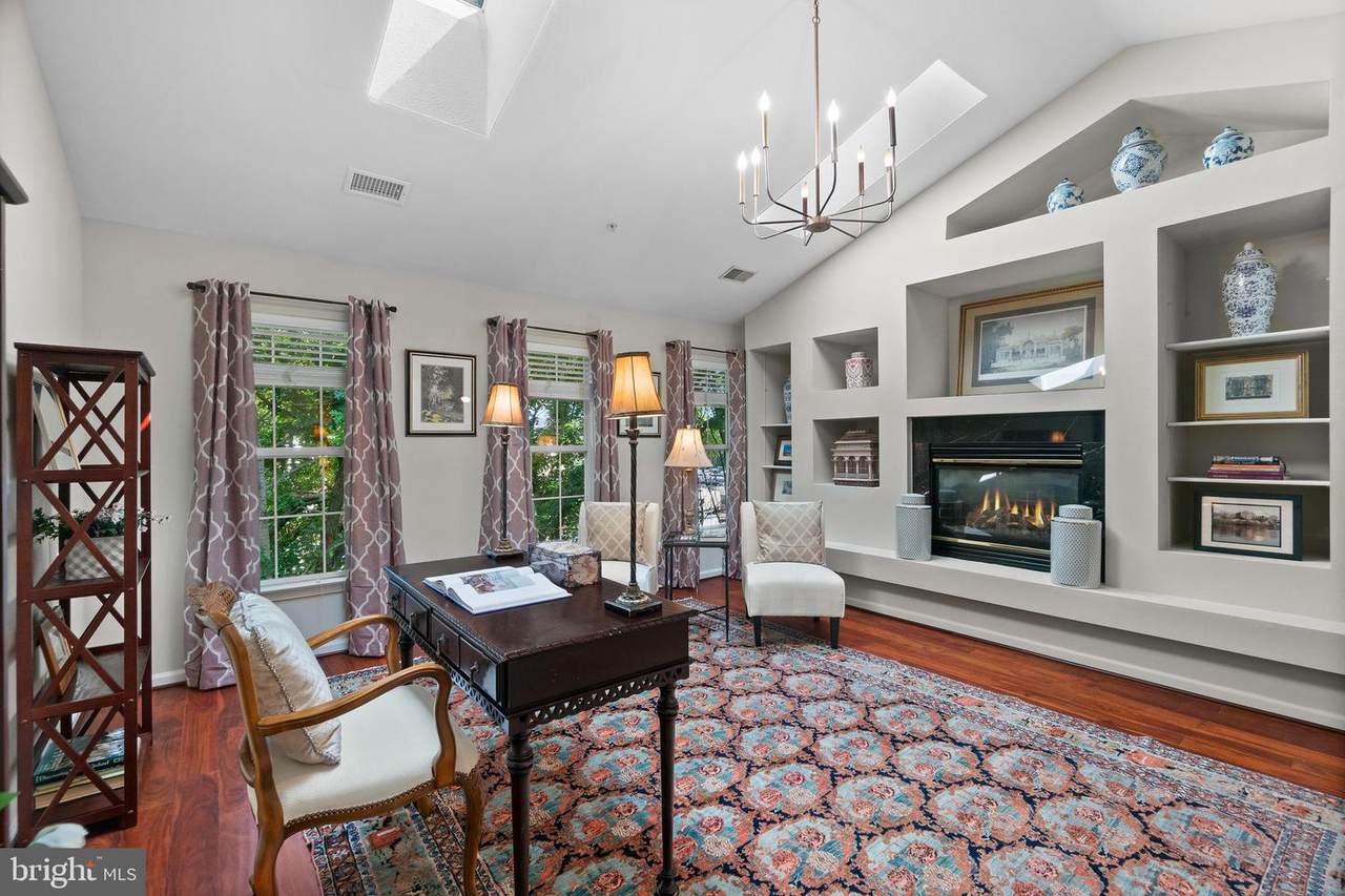 343 Helmuth Lane - Photo 1